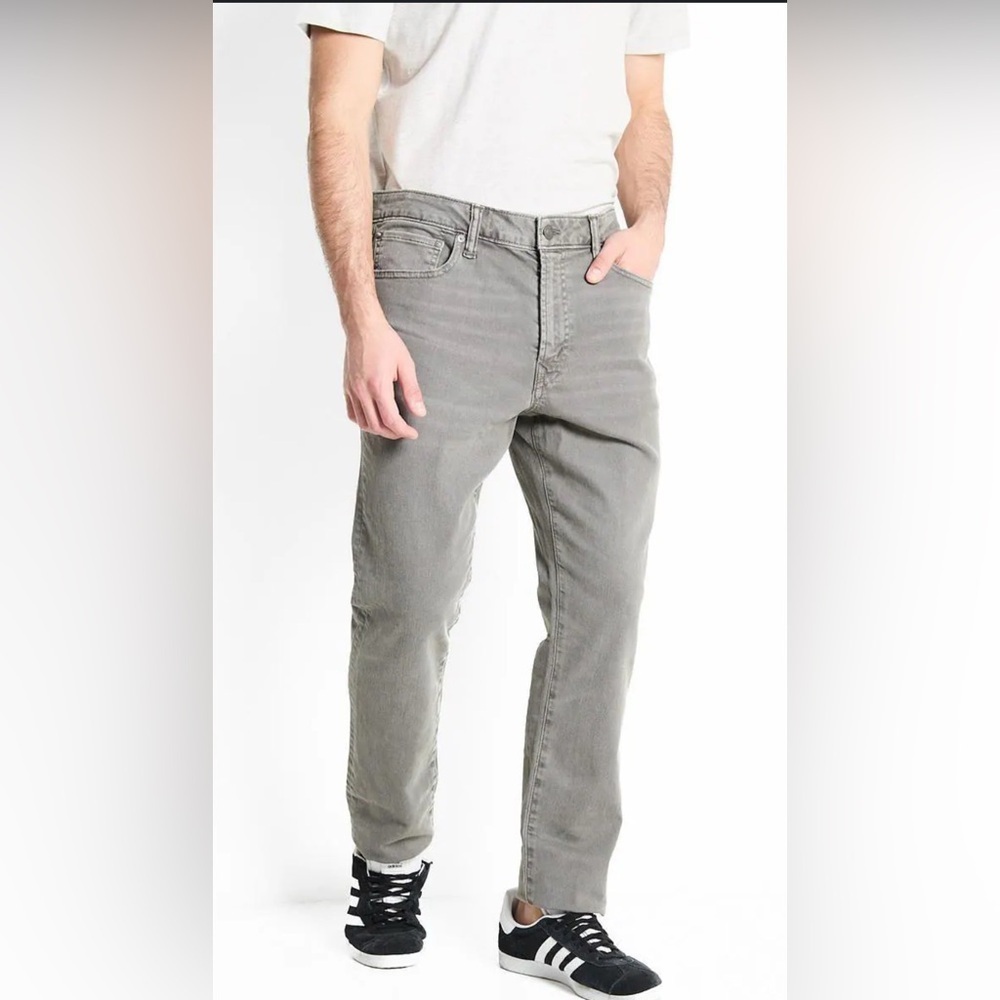 American Eagle Outfitters Gray Straight Leg Jeans